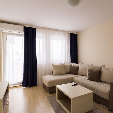 Airport Hotel Garni Belgrad Zewnętrze zdjęcie