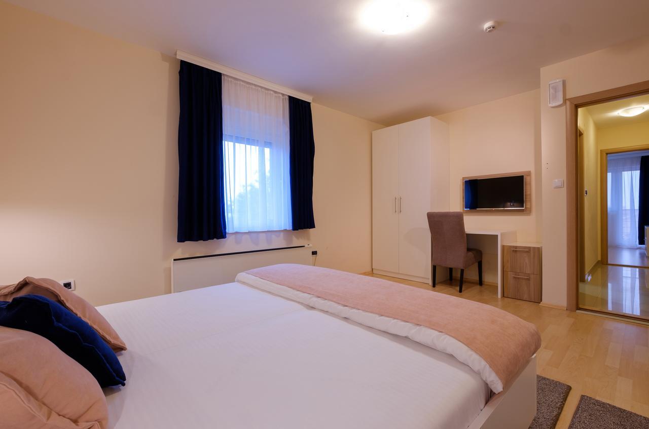 Airport Hotel Garni Belgrad Zewnętrze zdjęcie
